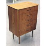 941 2579 CHEST OF DRAWERS